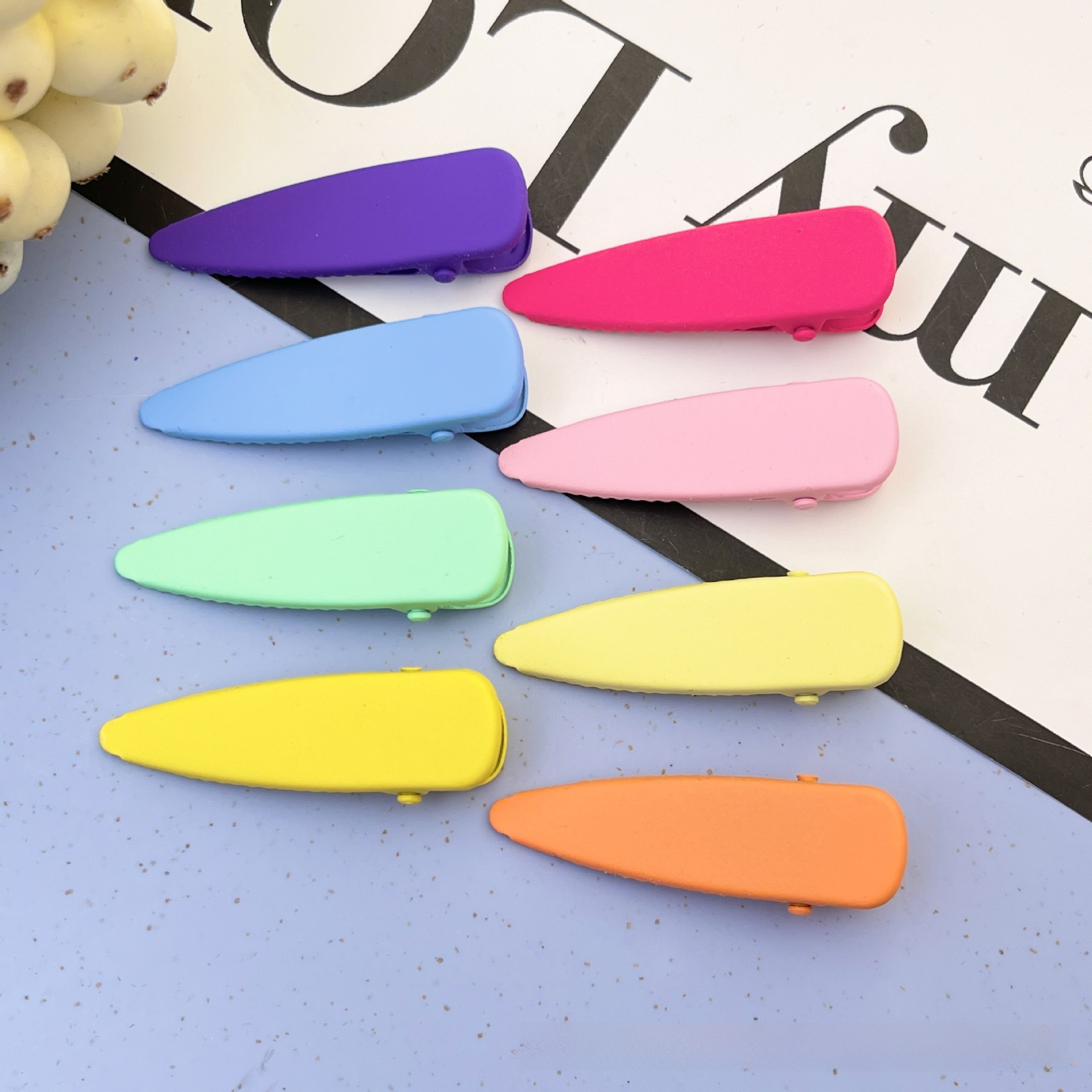 Vernice Macaron Gloss 2024 8 caratteri Fermaglio a becco d'anatra Colore frutta Fermaglio per capelli senza cuciture Accessori per capelli carini Fermaglio laterale Frangia Accessori_voghion.com