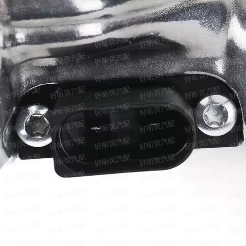 Suitable for BMW 5 Series 6 Series G30 G31 G38 expansion water tank aluminum 17117639020 17139846642