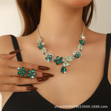 2025新品女跨境首饰闪亮水晶花朵新娘结婚项链耳环饰品复古风