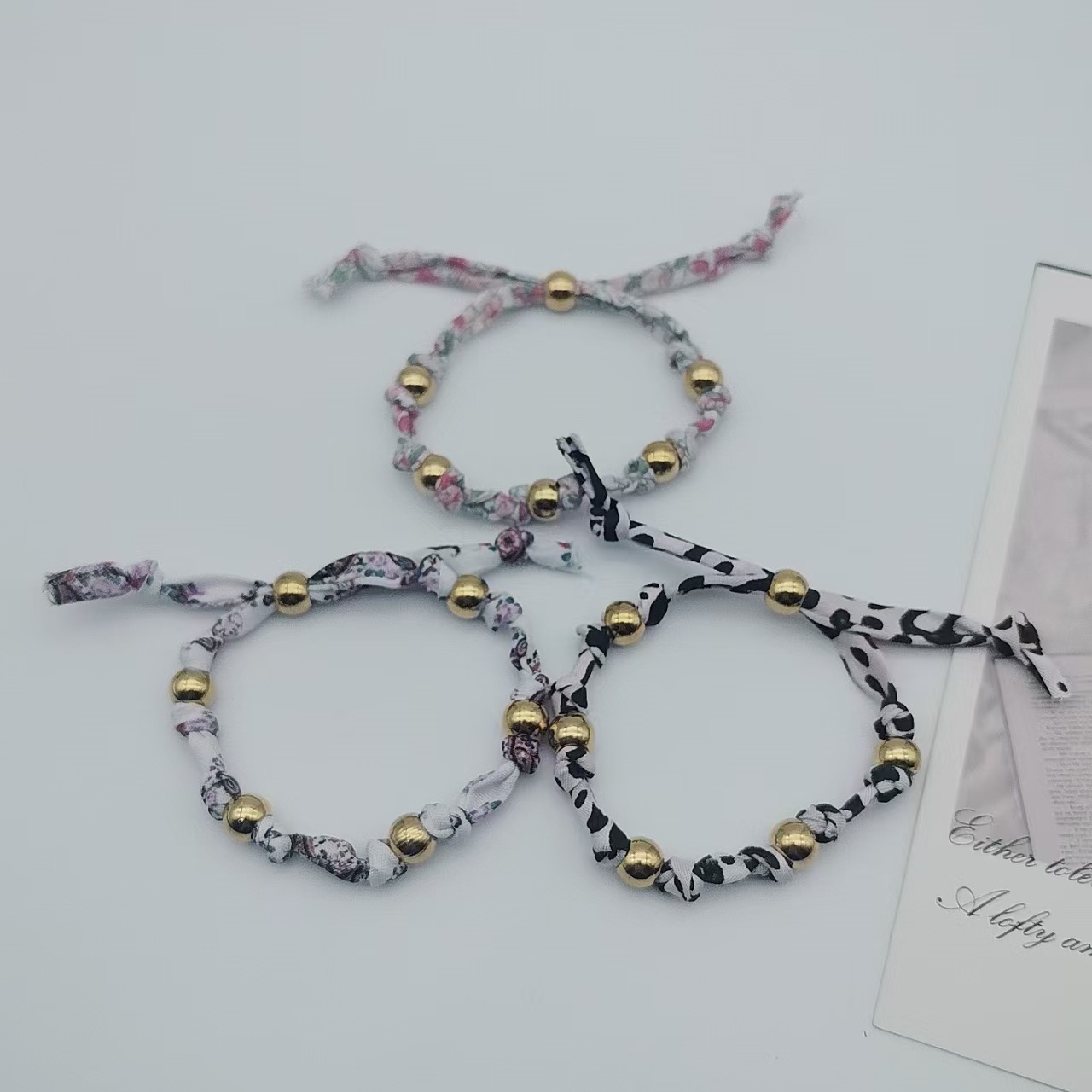 Impresión Flor Retro Bohemio Tela Acero Titanio Pulsera Venta Al Por Mayor display picture 2