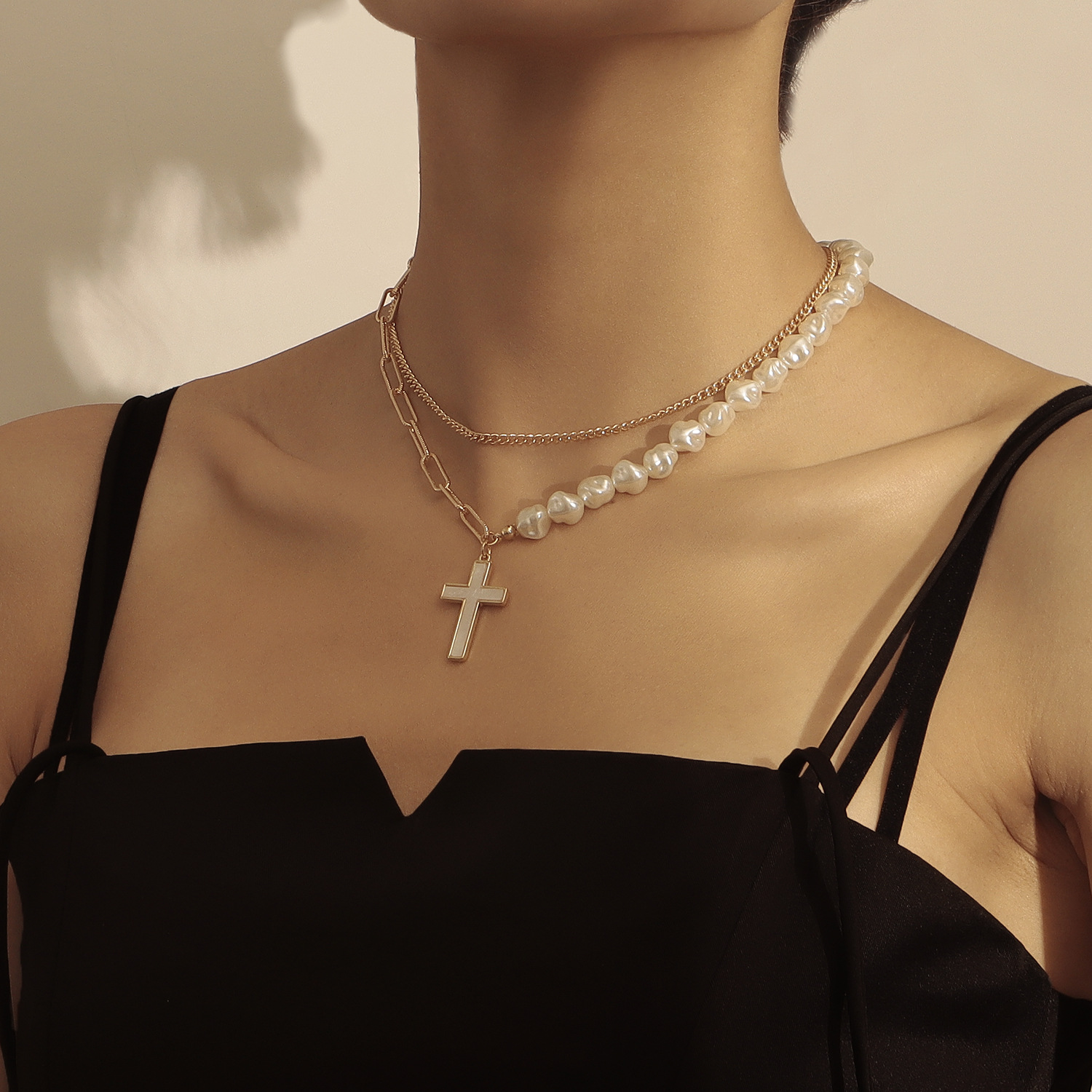 Elegant Cross Alloy Plating Artificial Pearls Shell Women's Layered Necklaces display picture 3