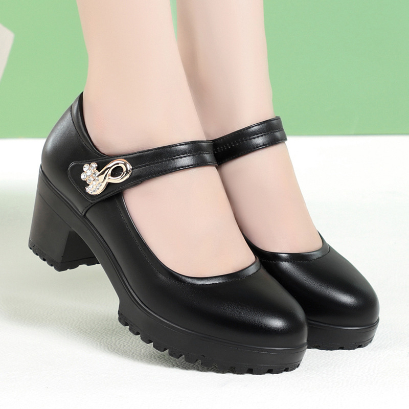 Soft leather model cheongsam catwalk shoes women's thick heel platform platform long standing not tired feet all-match non-slip women's leather shoes Soft leather model cheongsam catwalk shoes women's thick heel platform platform long standing not tired feet all-match non-slip women's leather shoes