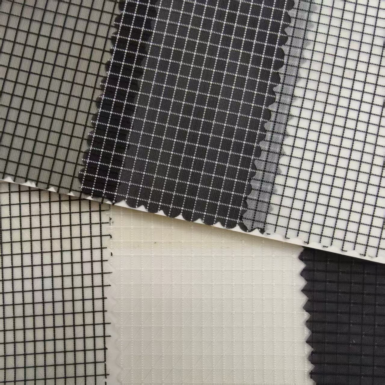 现货 菱形方格网网眼布  耐磨手袋化妆包鞋材透明尼龙格子网面料
