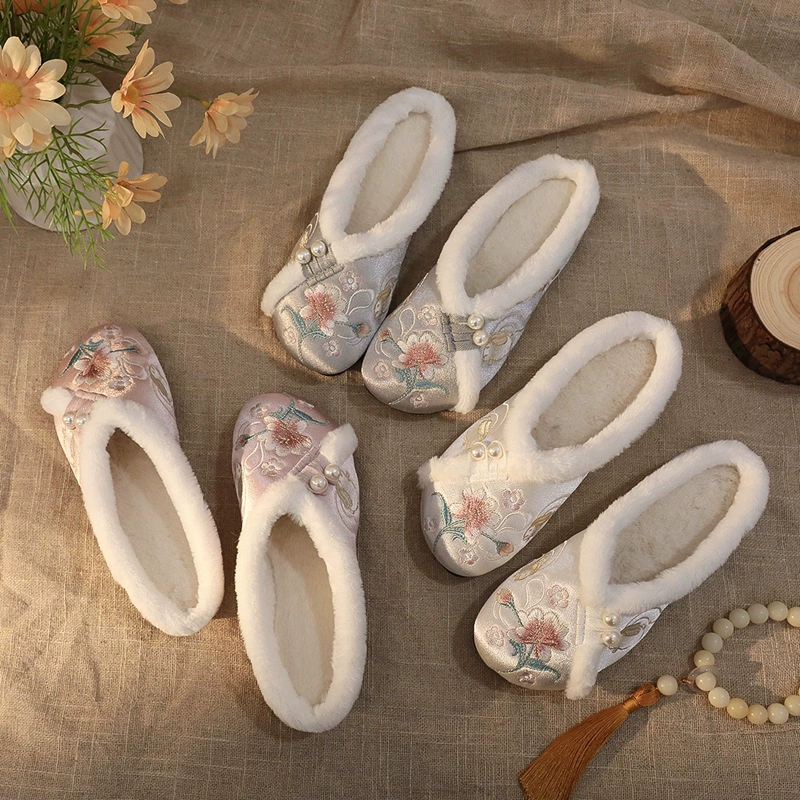 Зимний национальный ветер Баотоу плюс бархатные тапочки женские мягкие нижние элементы