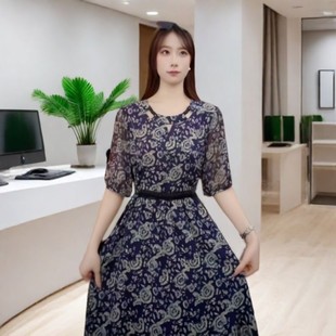Floral Dress for Women 2025 Summer New Style Mother's Dress with Slimming Look, Belly-Covering and Age-Reducing Dress New Style
