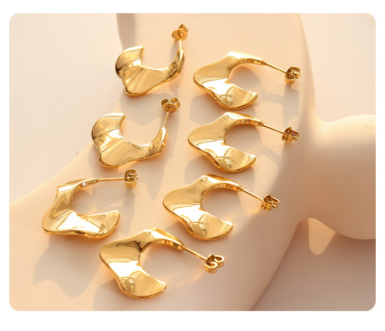 Titanium Steel Gold-plated Irregular Shaped Earrings display picture 2