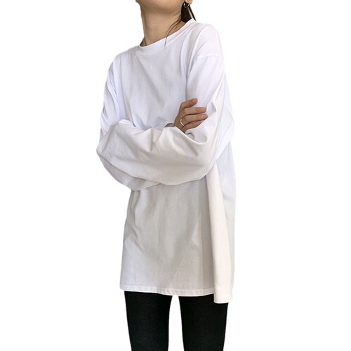 White long-sleeved T-shirt for women with pure cotton, mid-length, loose fit, oversized design, suitable for outerwear or innerwear, autumn top for plus-size women