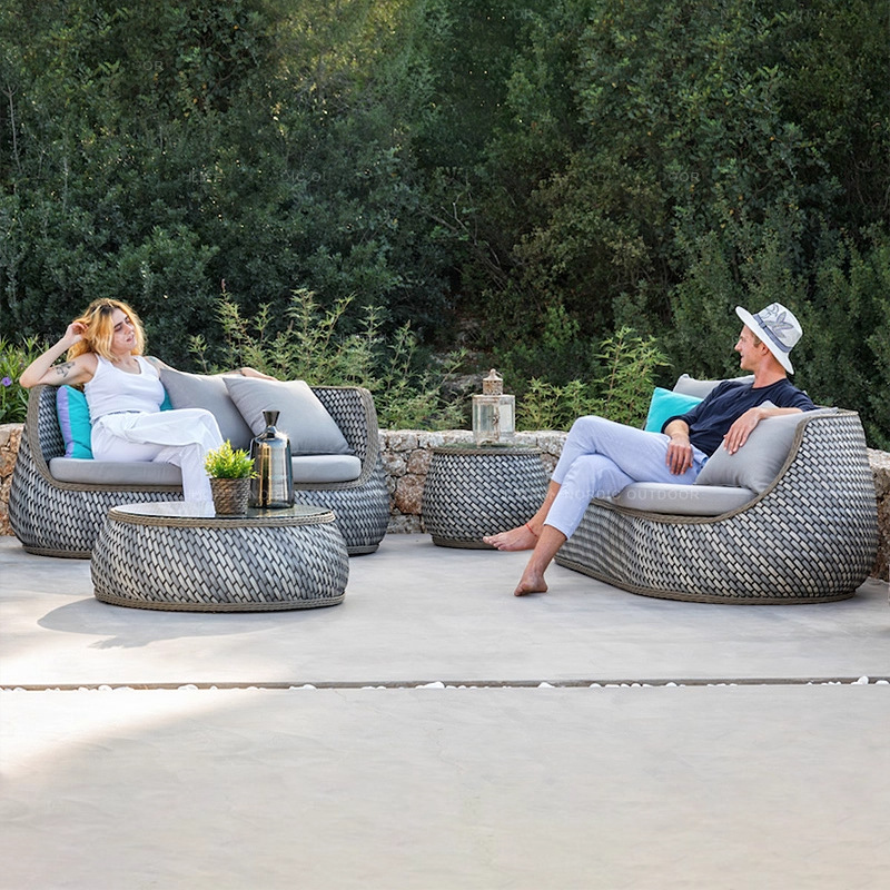 Sofá de patio impermeable y protector solar combinado al aire libre de ocio nórdico al aire libre balcón de caña cama de caña sofá