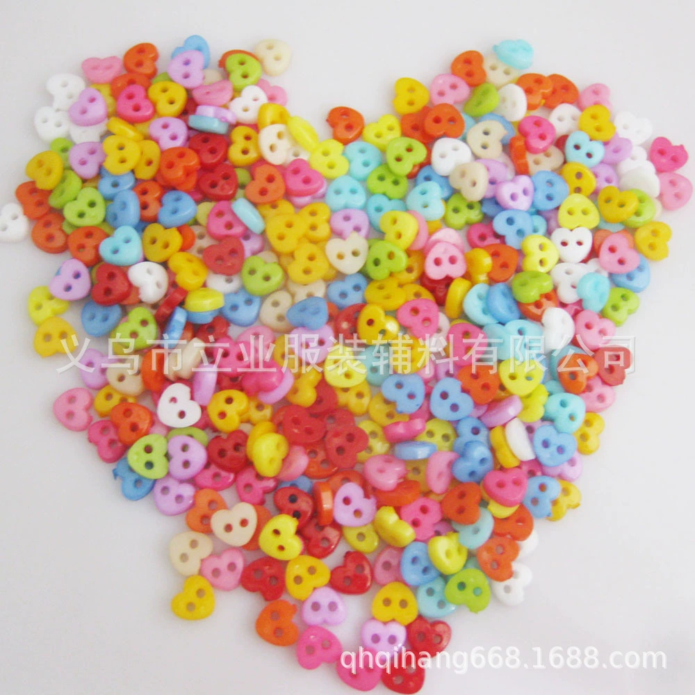 Heart-shaped small button 6mm Love mini nylon button Cartoon doll button Craft button auxiliary materials