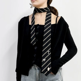 丝巾;围巾;披肩