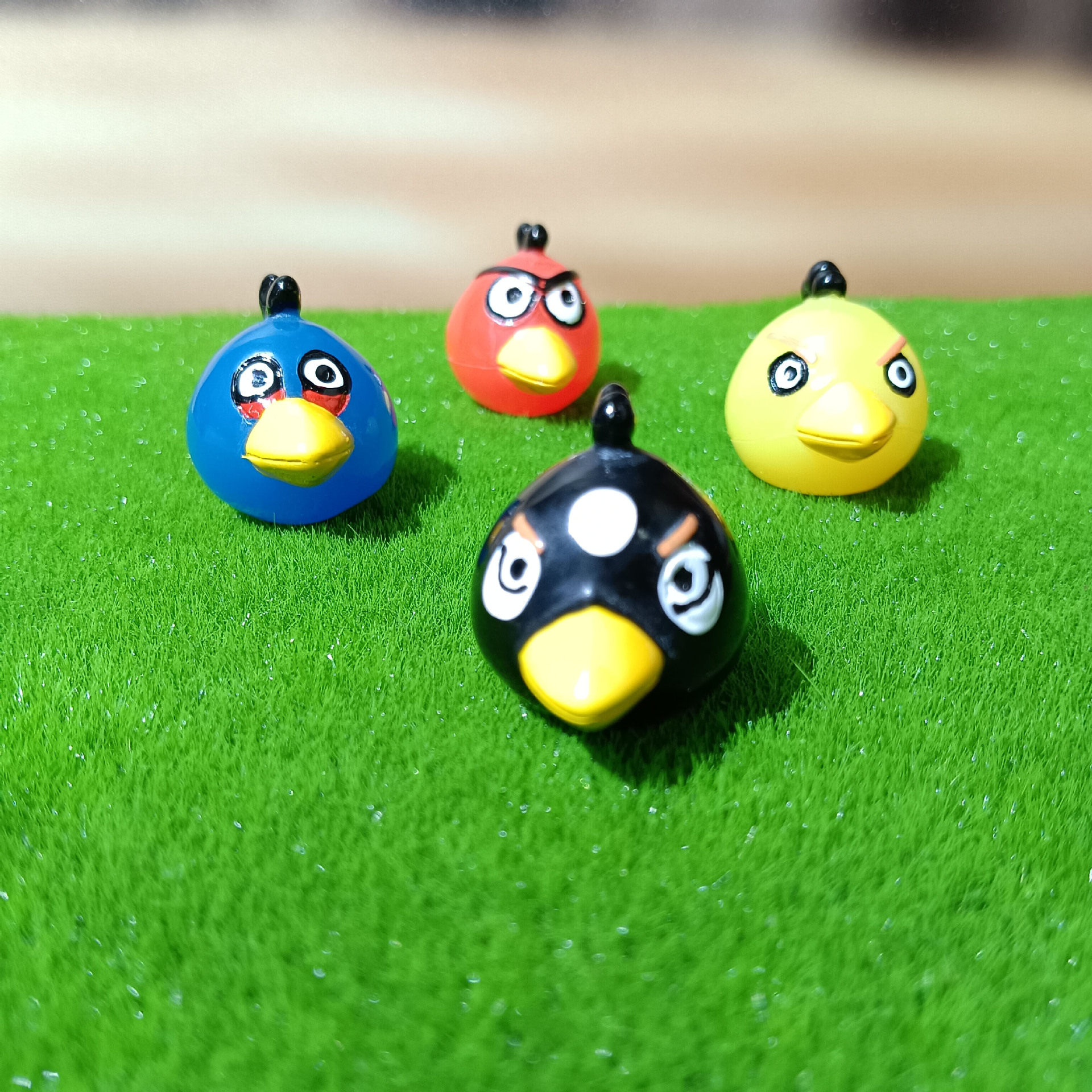 Cute Animal Desktop Coche Decoración pequeña Muñeca Micro paisaje Escenografía creativa Pecera Paisajismo Angry Birds