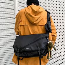 新款斜挎包男士ins潮牌日系大学生上课通勤书包电脑背包女单肩包