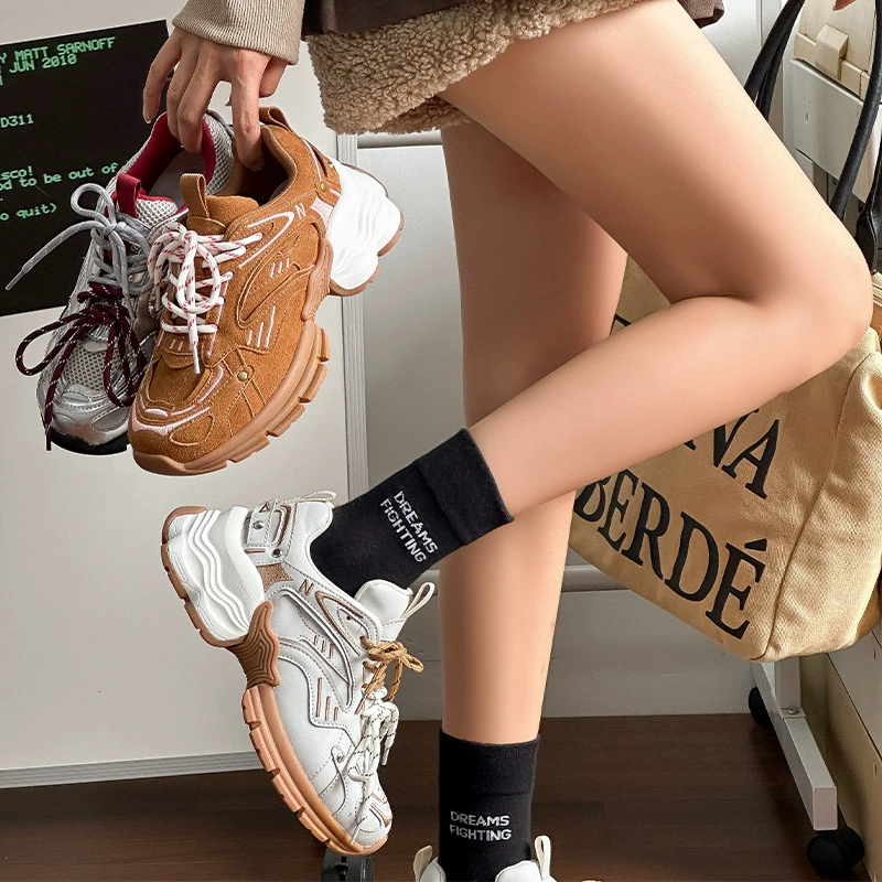 Винтажные туфли папы с толстой подошвой 2024 новые кроссовки с круглой головкой