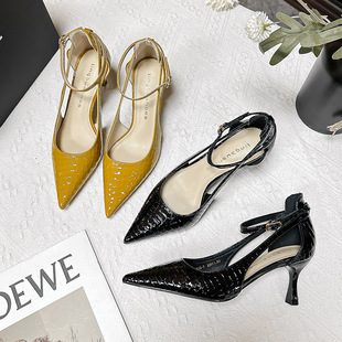 616-7��ʽ�߸�ЬŮ2025�¿���^һ�֎��U�հٴ���|�����и���Ь