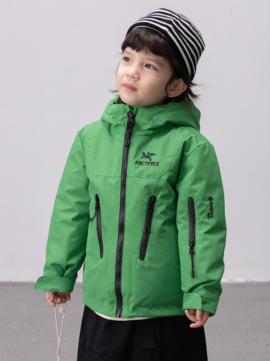 Otoño y invierno para niños ropa caliente a prueba de frío seda pluma ropa de niños hombres y mujeres ropa de asalto chaqueta con capuchón anti-temporada