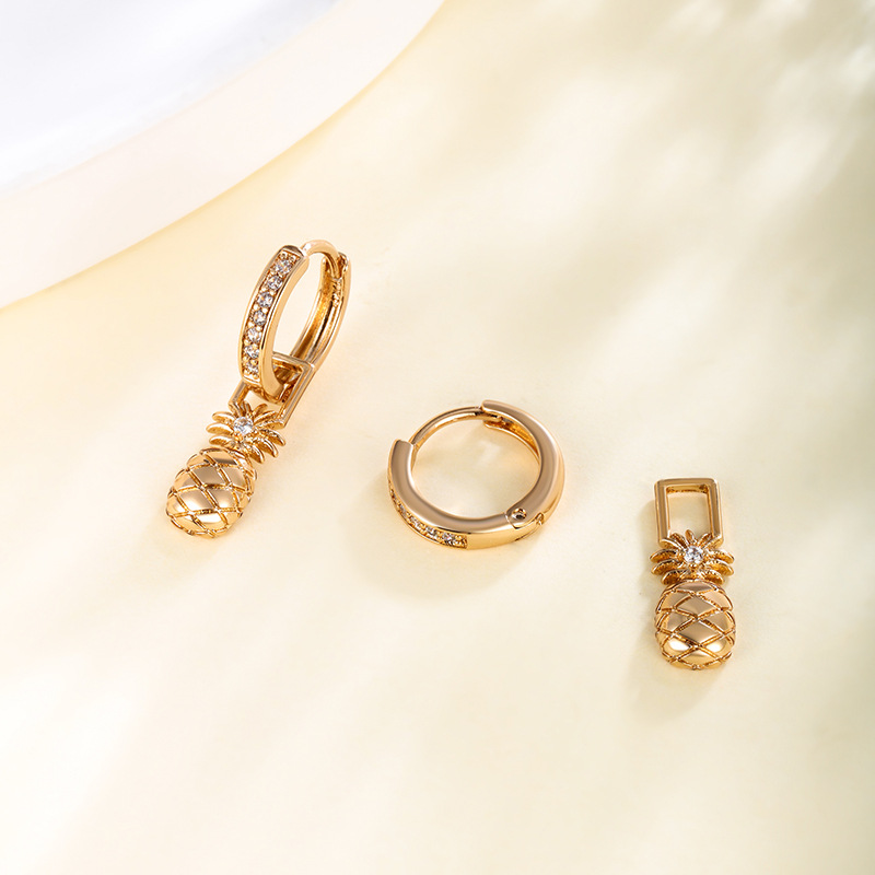 Xuping joyería piña estilo pendientes dorados juguetones lindos pendientes lujosos de alto nivel blanqueamiento interesante pendientes de fruta