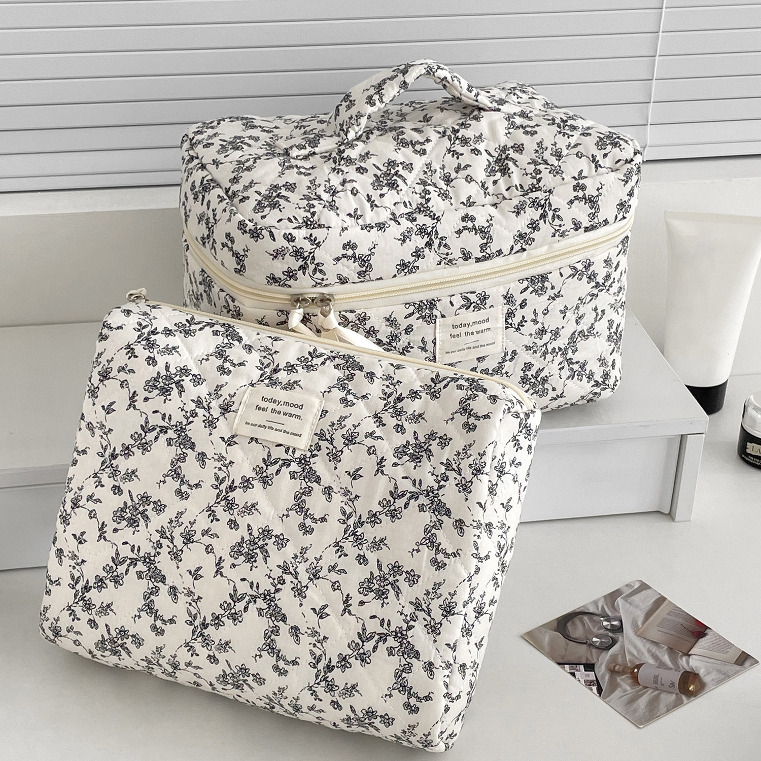Classic Style Style Classic Style Ditsy Floral Cotton Square Makeup Bags