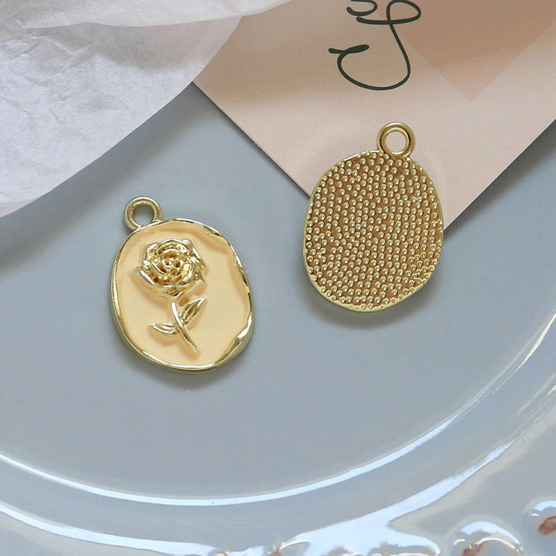 65g Weight Pearl Inlay Material Charms, Jewelry Accessories Classification 10 PCS/Package Quantity Alloy Material Rose Pattern Enamel, Inlay Design Sweet Style 10 PCS/Package Alloy Pearl Rose 8