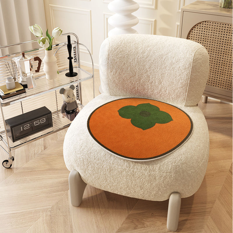 カシミヤのクッションに似せています。