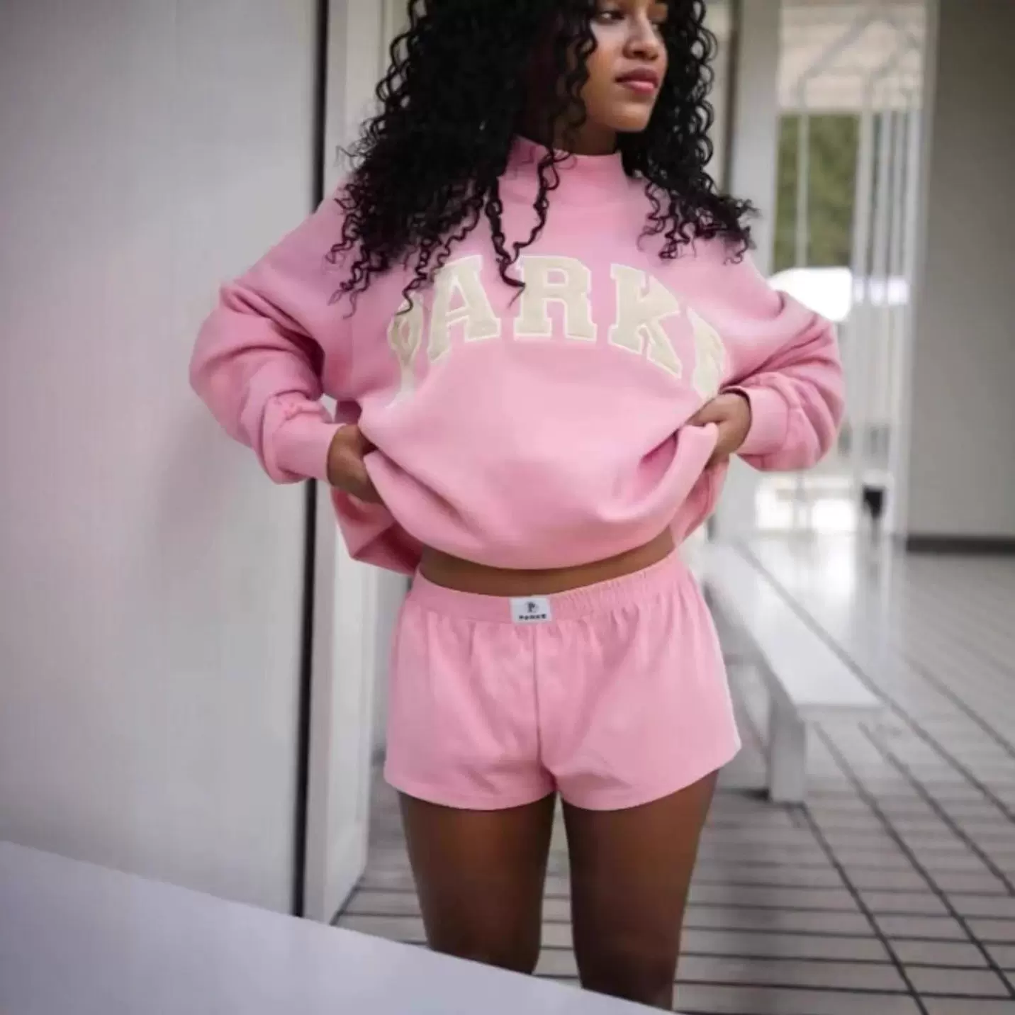 跨境2024秋冬季新款时尚休闲风绒衫女装厚半高领宽松型女式卫衣定