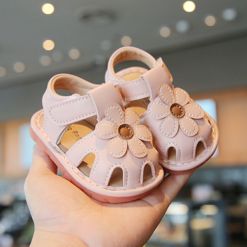 Soft bottom baby sandals breathable non-slip baby toddler shoes baotou summer girls cute call shoes wholesale price