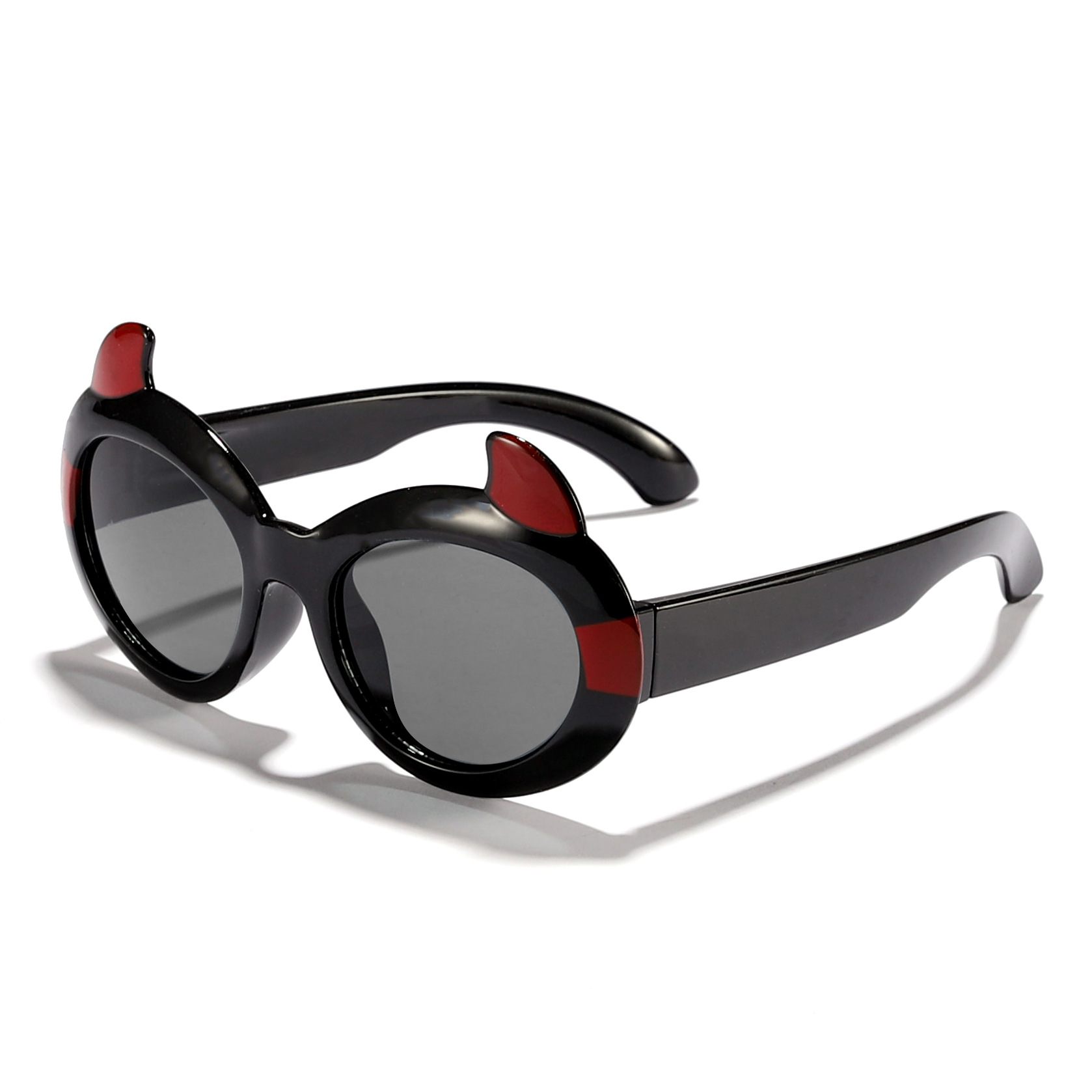 2024 niños divertidos y lindos dibujos animados pequeño diablo tendencia gafas de sol de moda lindo bebé gafas de sol de alta gama