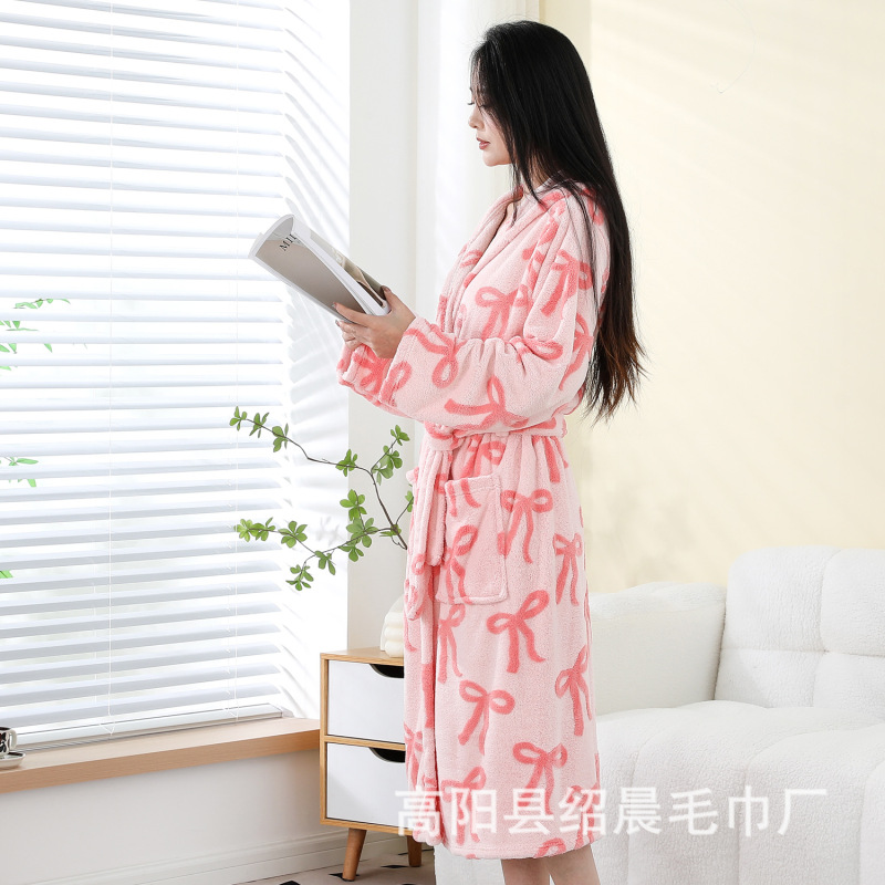 New Style Women's Coral Fleece Girls' Autumn and Winter Thickened Bathrobe, Absorbent Home Wear, Hooded Wholesale Sleepwear Bath Towel