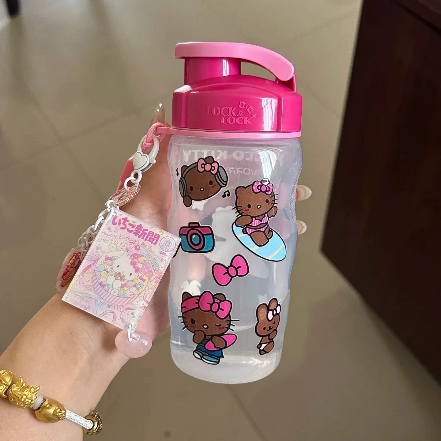 Pegatina de transferencia decorativa impermeable de kitty de cuero negro Pegatina de cristal Vaso de agua de dibujos animados lindo de alto valor Pegatina resistente a los arañazos