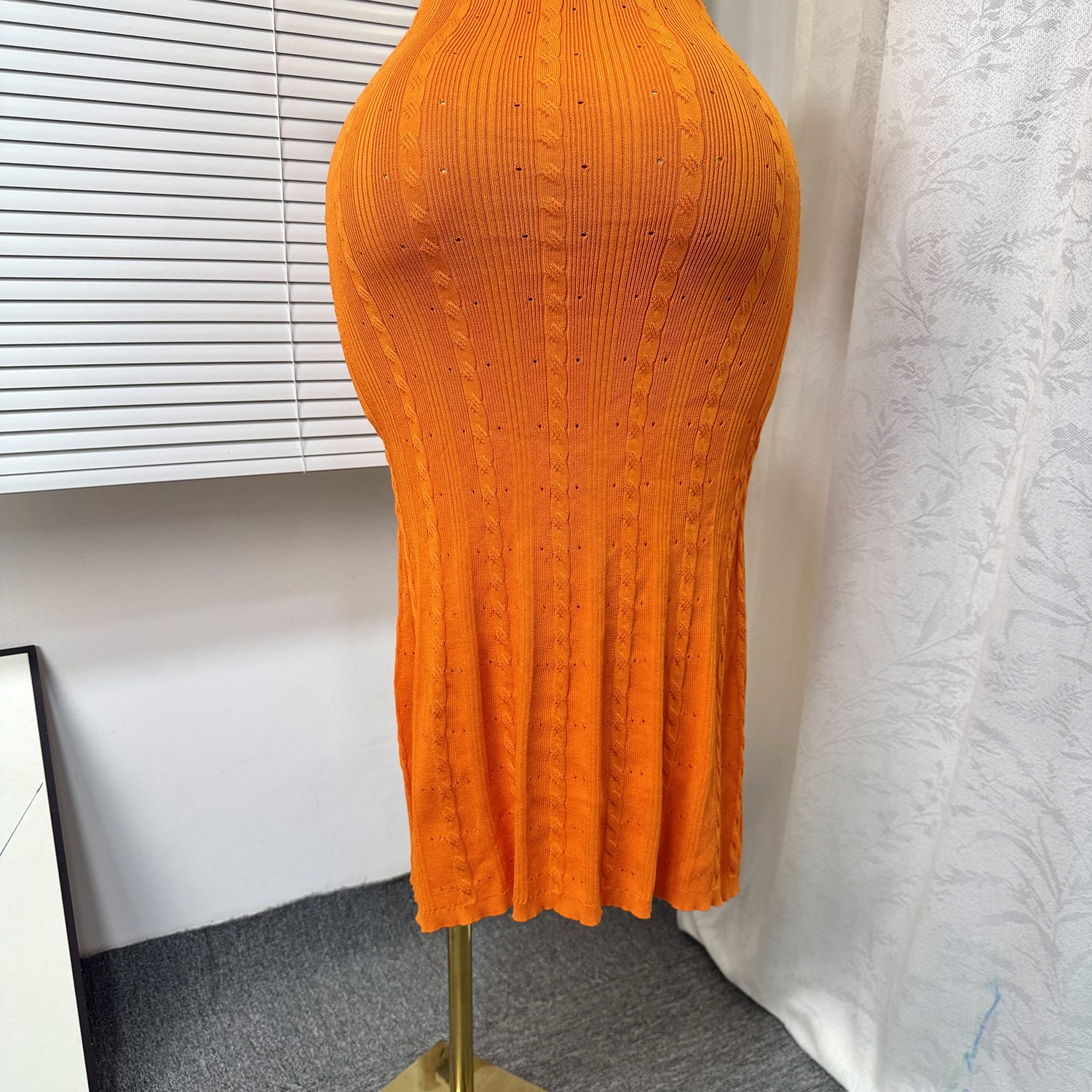 Women's European American Style Knitted Dress Simple Elegant Summer Single-Breasted Hollow out Slim Fit Temperament Long Dress_ecoleips.com