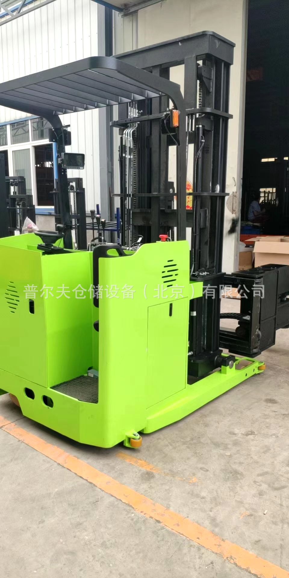 三向叉车三向堆垛车堆高车全电动高位窄巷道叉车维修北京