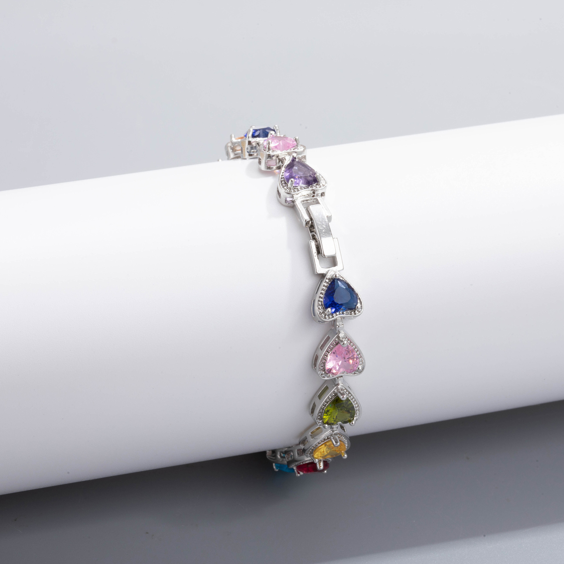 Retro Triangular Colored Crystal Luxury Bracelet Elegant Sophisticated Style Jewelry Accessory_voghion.com