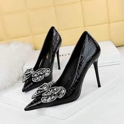3391-H23 Vintage European and American Style Banquet High Heels, Thin Heels, Lacquer Leather, Shallow Mouth, Pointed Wat