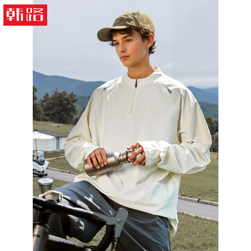 Half-Zip Stand-Up Collar Sun Protection Long-Sleeved T-Shirt for Men in Autum New Style with Light Strip Design Breathable Loose Sports T-Shirt