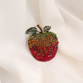 跨境彩色渐变镶钻苹果胸针甜美清新胸针百搭时尚水果别针配饰