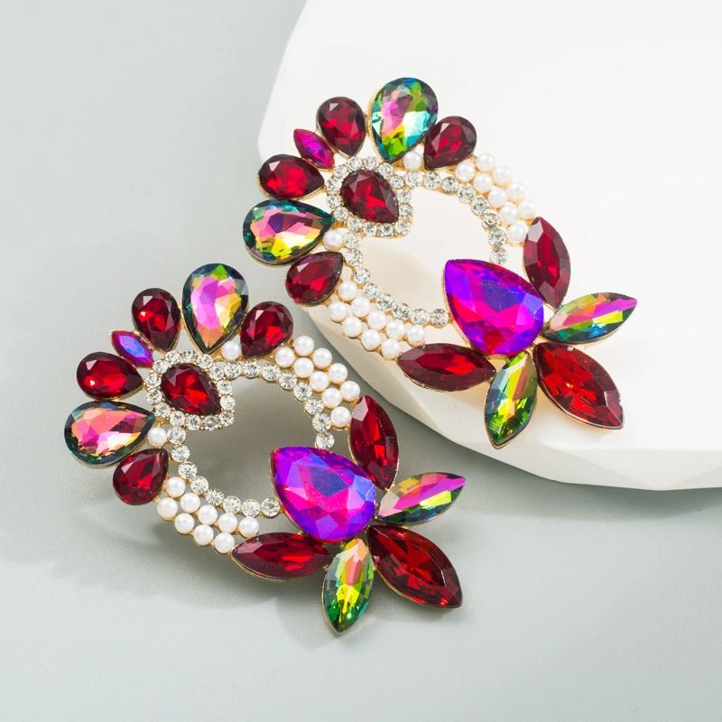 Fashionable metal earrings, light luxury style, high-quality style, wholesale
