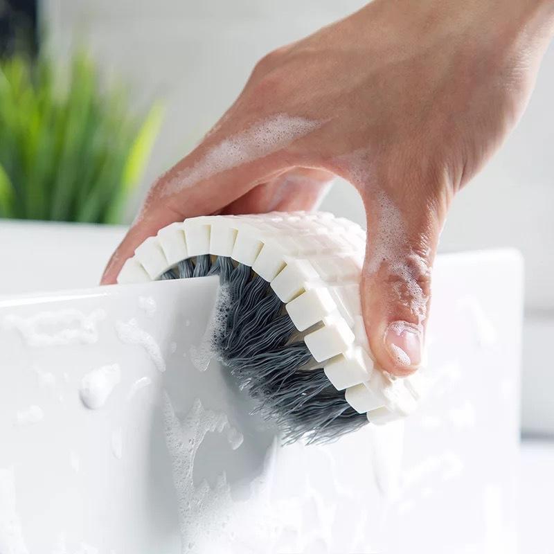 Cross-border creative bendable cleaning brush clothes brush cleaning brush bathtub brush kitchen faucet corner brush