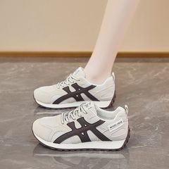 軽量で快適、滑り止めのランニングシューズ、女性用、2025年秋の新作、通気性のあるメッシュ素材のカジュアルスポーツシューズ、配色アガムシューズ