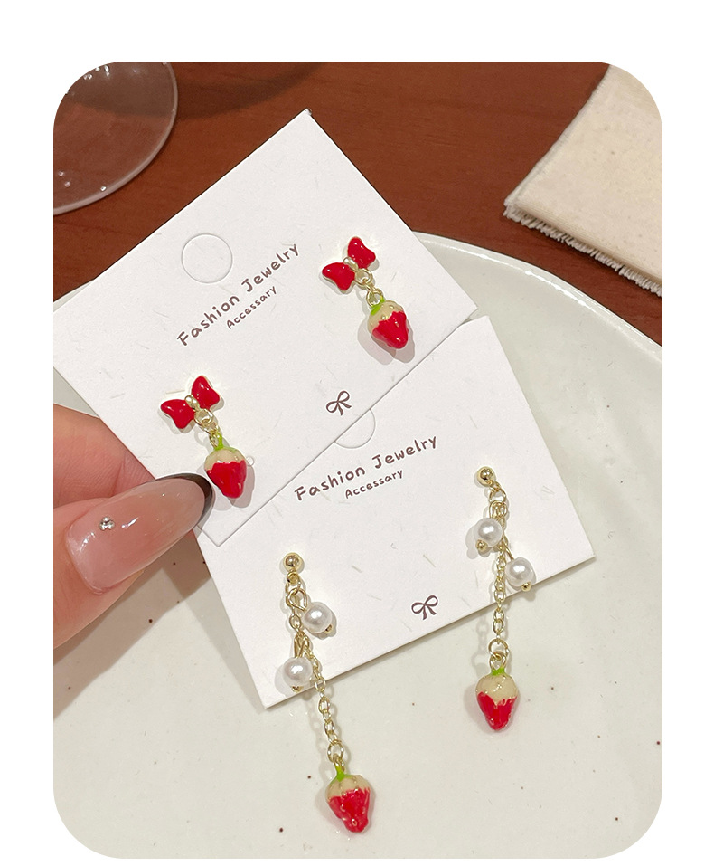 Holiday, Banquet, Selfie Occasion 1 Pair Casual Elegant Sweet Strawberry Bow Knot Enamel Alloy Drop Earrings