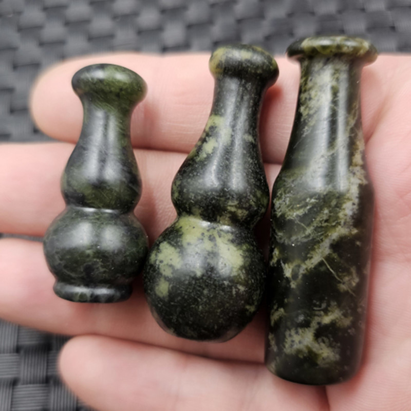 藏玉葫芦烟嘴墨绿蛇纹石玉烟嘴旱烟袋玉石烟嘴厂家批发|ru