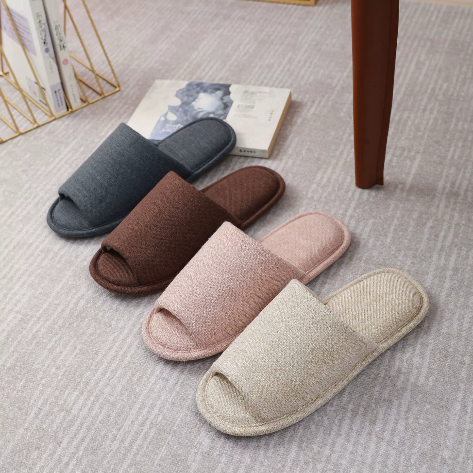 Путешествие Портативные складные тапочки цветного текстиля тихие домашние легкие тапочки легкие роскошные текстовые ткани дышащие пот