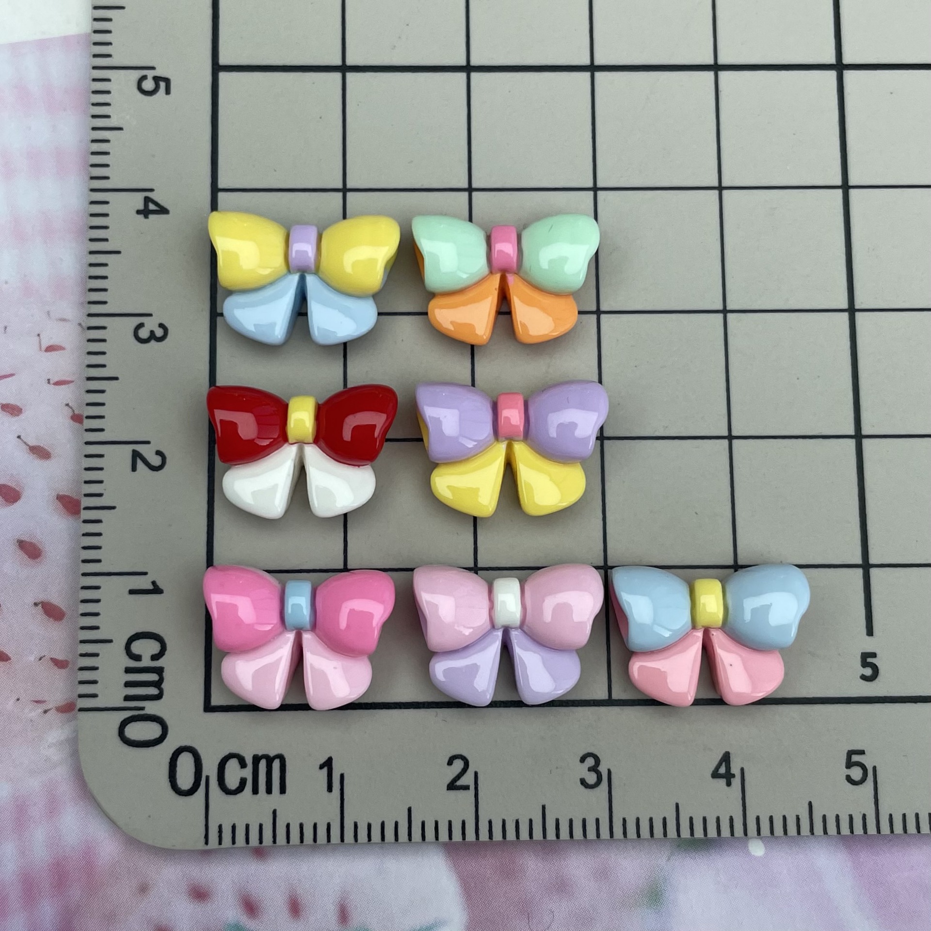 Campana nota nuevo Mini tamaño pequeño brillante resina accesorios horquilla teléfono Shell espárragos accesorios de uñas material pegatinas