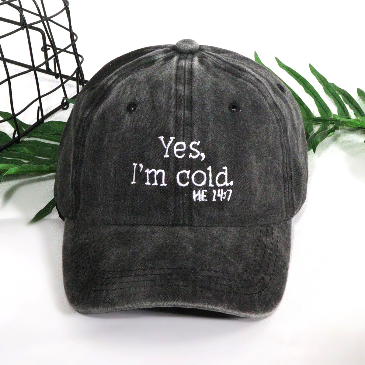 Casquette de baseball délavée brodée avec lettre Oui au design tendance unisexe pour hommes et femmes avec dessus souple_voghion.com