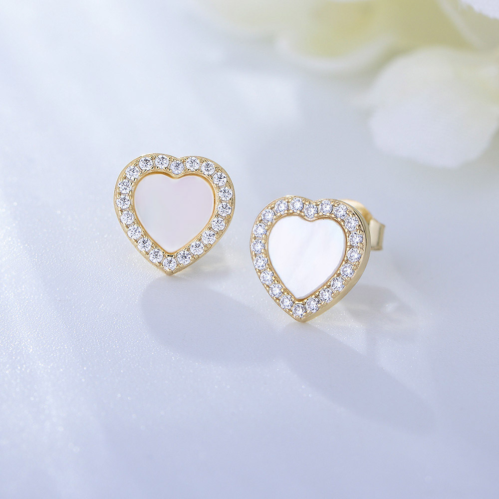 S925 plata esterlina en forma de corazón pendientes para las mujeres simple de todo partido ZIRCON encantadores pendientes de Corea-estilo de corazón en forma de corazón joyería del oído fritillary para las mujeres
