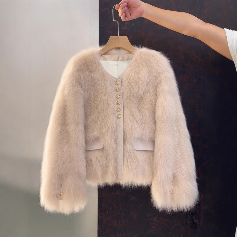 Autumn and Winter New Style Haining Korean Style Small Fragrance Style Fox Fur Coat for Women, Stylish and Fashionable Women's Outerwear