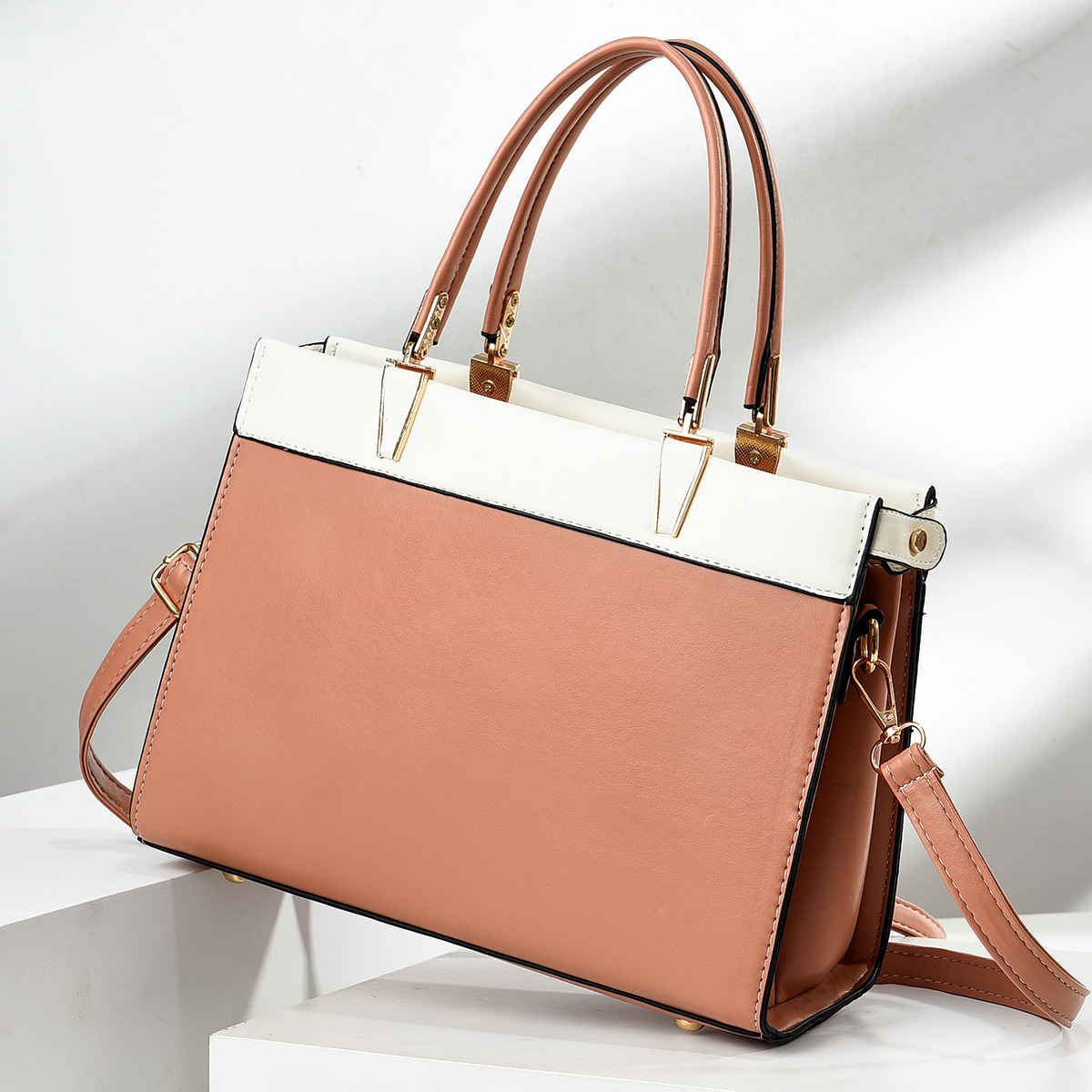 mmexport1661487660621