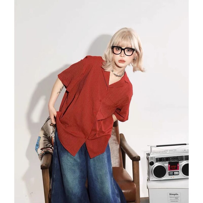 Red Niche Design Striped Short-Sleeve Shirt for Women, Summer 2025 New Stylish Blouse, Loose Top Red Niche Design Striped Short-Sleeve Shirt for Women, Summer 2025 New Stylish Blouse, Loose Top