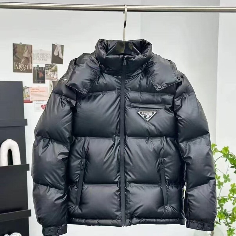 Foreign trade cross-border 26 winter men's detachable hooded black glossy couple's triangular down jacket, a popular and warm item Foreign trade cross-border 26 winter men's detachable hooded black glossy couple's triangular down jacket, a popular and warm item