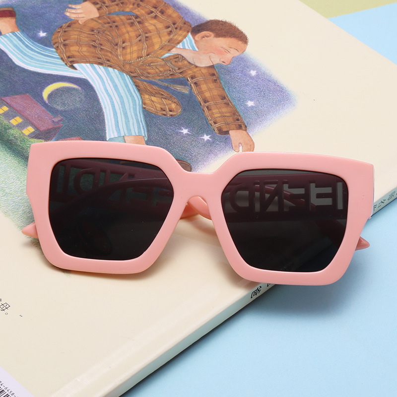 Wholesale of children's sunglasses 2023 new style square fashion hollow thick leg anti-ultraviolet sunglasses for men and women