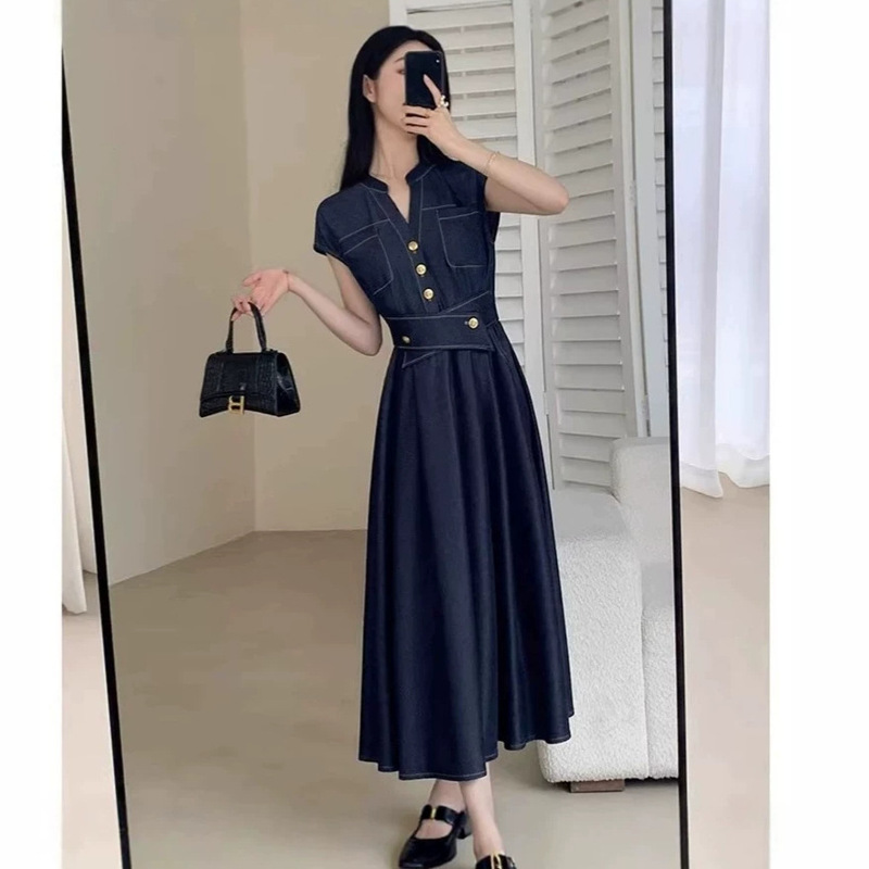 Fashionable and Stylish Denim Dress, Summer Simple Short-Sleeve Mid-Length Dress, Strap Dress, Waist-Cinching and Slimming A572 Fashionable and Stylish Denim Dress, Summer Simple Short-Sleeve Mid-Length Dress, Strap Dress, Waist-Cinching and Slimming A572