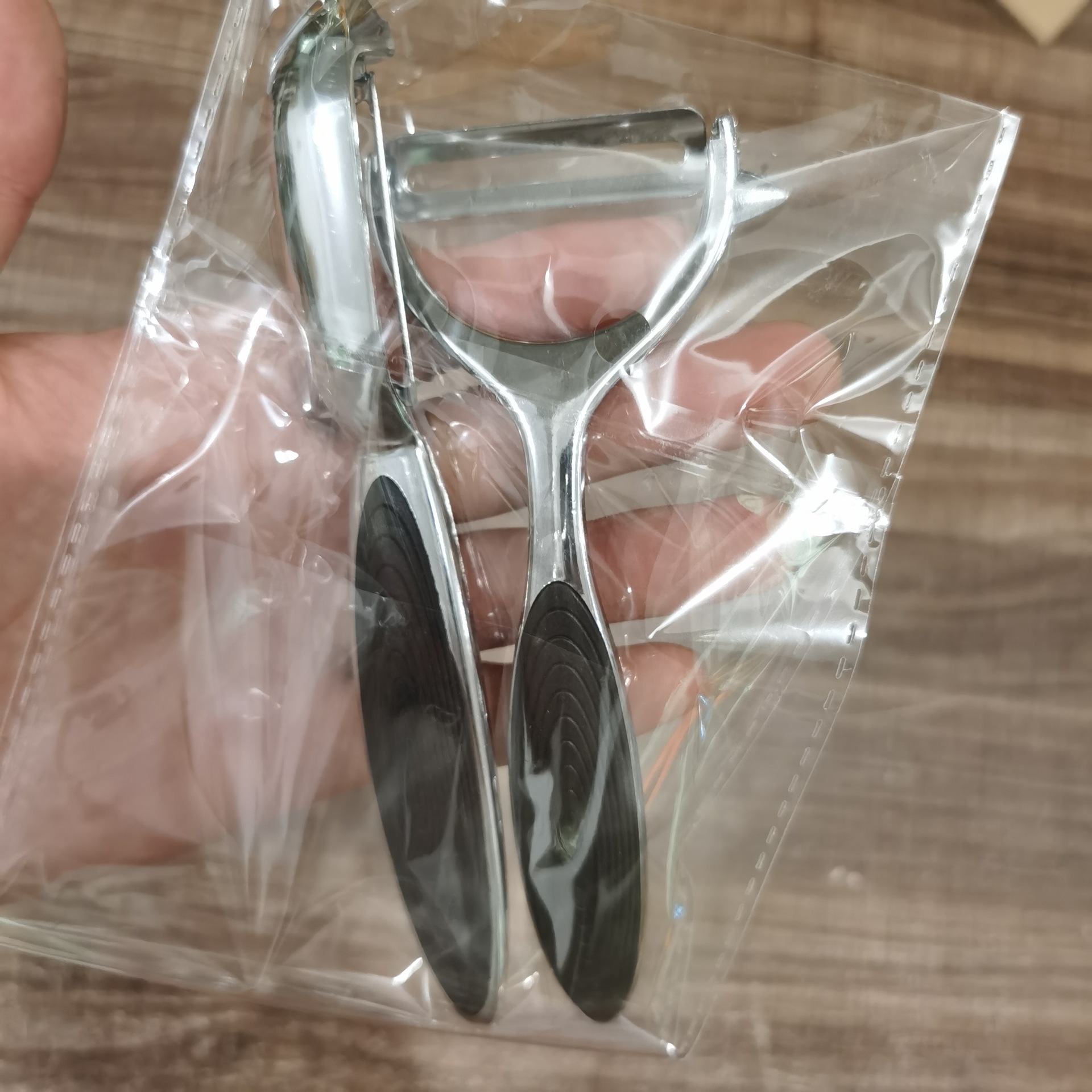 Alemana aleación de zinc pelador de cocina multiusos melón y fruta cepilladora pelador de frutas hogar pelador al por mayor